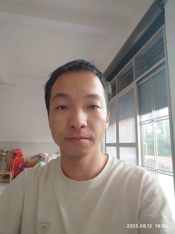 杨培鑫的第一张照片--韶关中老年相亲网